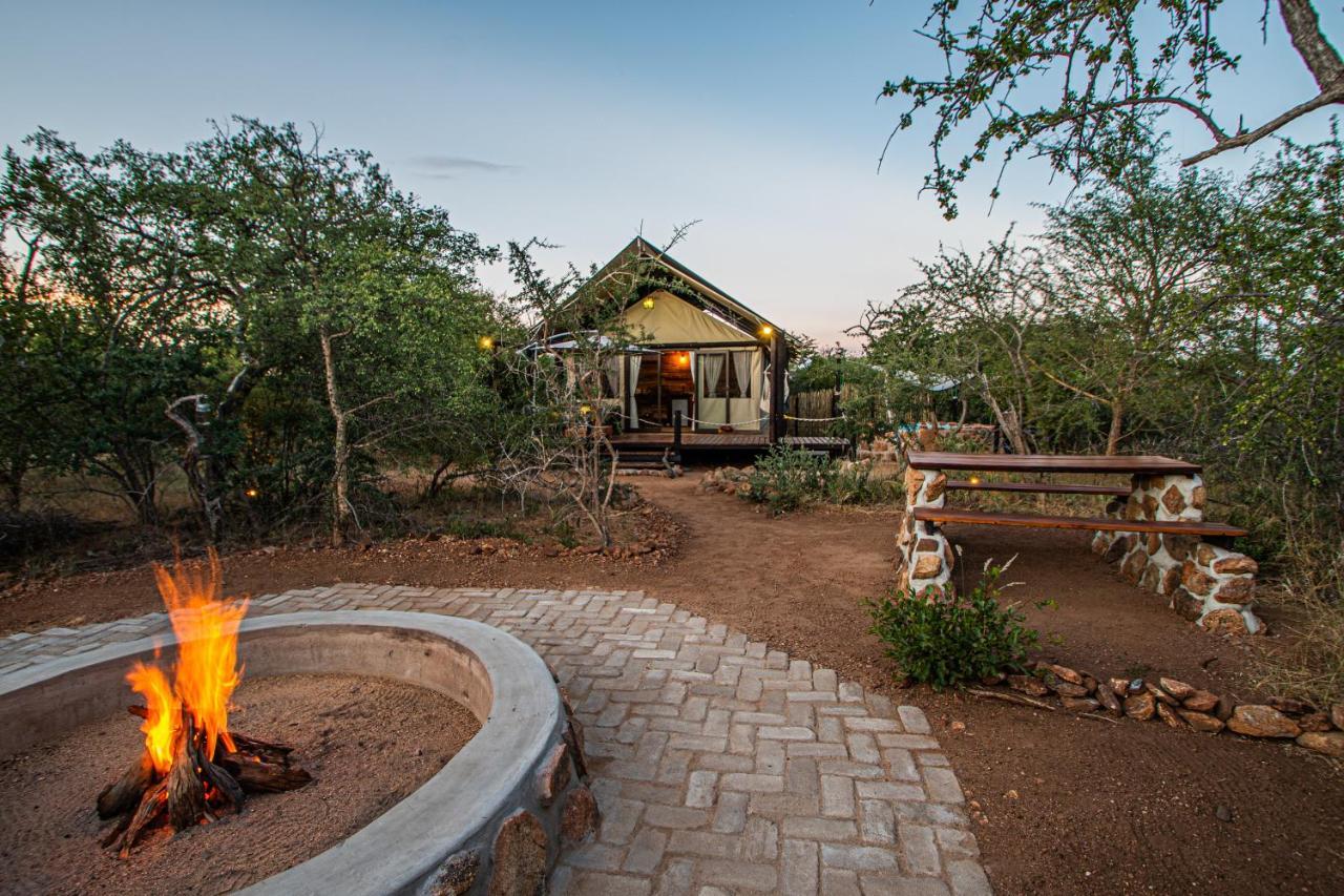 Mountain View Safari Lodge Ходспруит Екстериор снимка